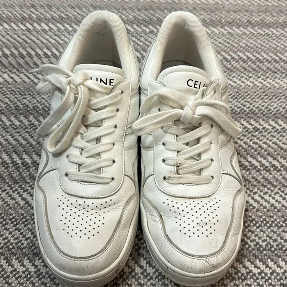 関税込 CELINE TRAINER LOW LACE-UP SNEAKER in CALFSKIN CELINE TRAINER LOW LACE-UP SNEAKER IN CALFSKIN OPTIC WHITE